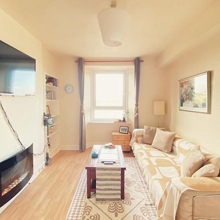 Edinburgh Meadowbank 1-Bedroom Flat Екстериор снимка